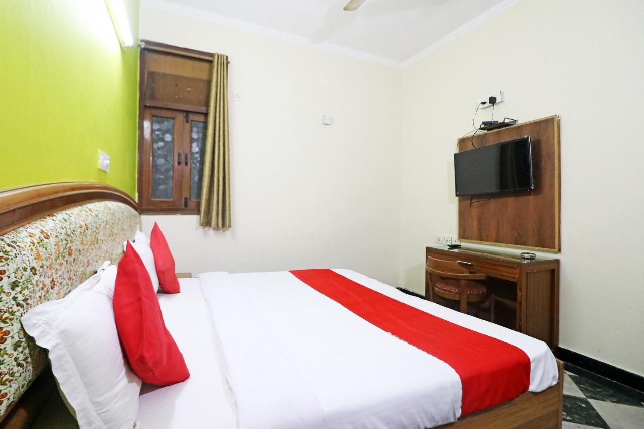 Hotel Westend Holiday Home 5 Mint From Nizamuddin Railway Station Yeni Delhi Dış mekan fotoğraf